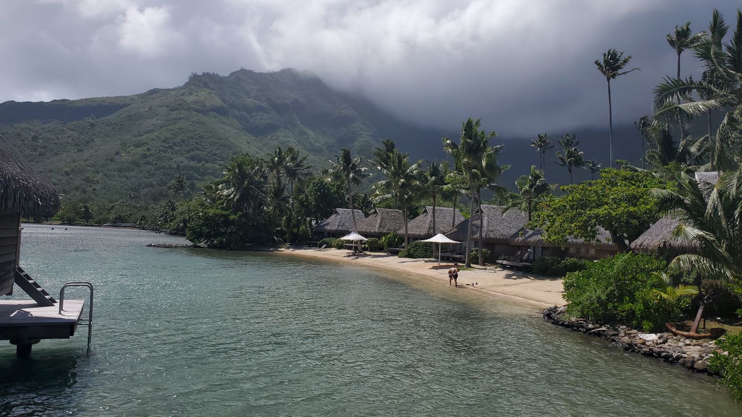 Manava Resort 